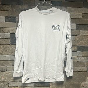 Pelagic sailfish performance long sleeve 
Size: Adult Small
